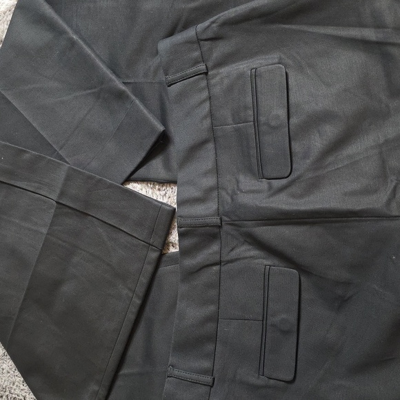 Banana Republic 718 Trouser Cuff Stretch Straight Sheen Black pants Size 14 - Picture 4 of 11